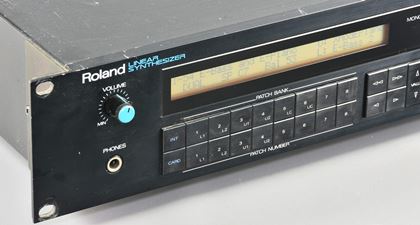 Roland-D550